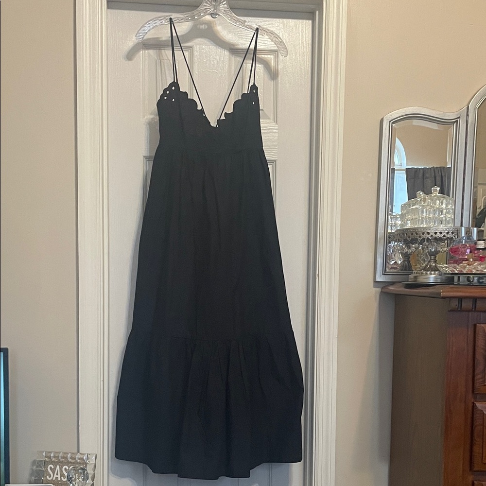 Zara Black Scalloped V-Neck Spaghetti-Strap Maxi Dress